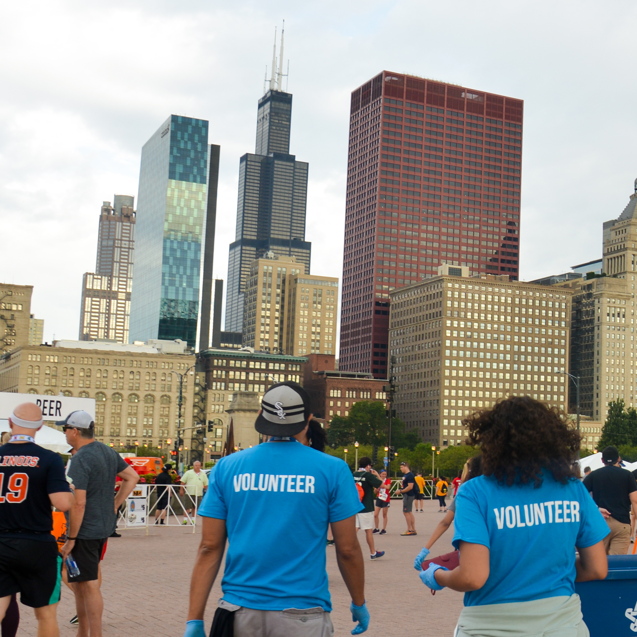 14-ways-to-volunteer-safely-chicago-event-management