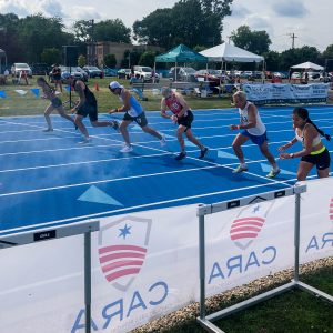 Runners starting at Chi-Town Miles